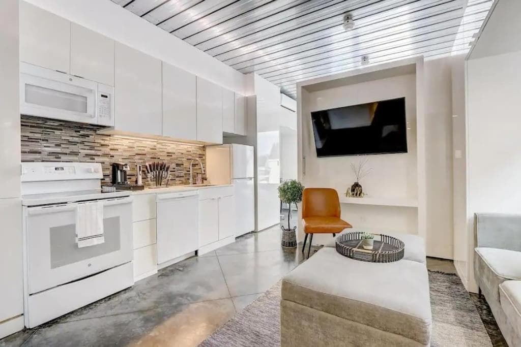 Photograph supplied for KCM Mikros Smart Apartments 3