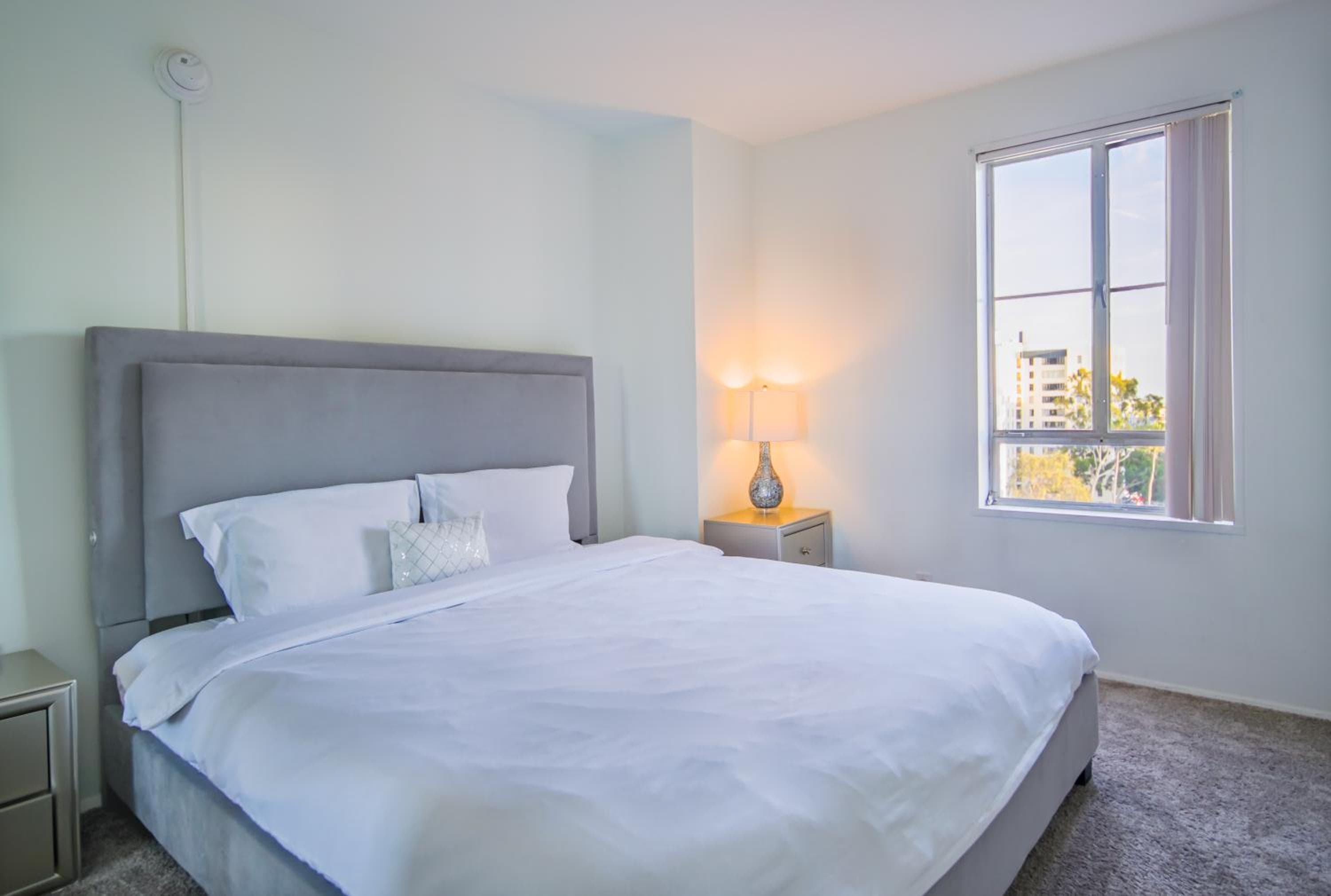 Photograph supplied for Luxury 2 Bedroom 2 Bathroom Residence Great View