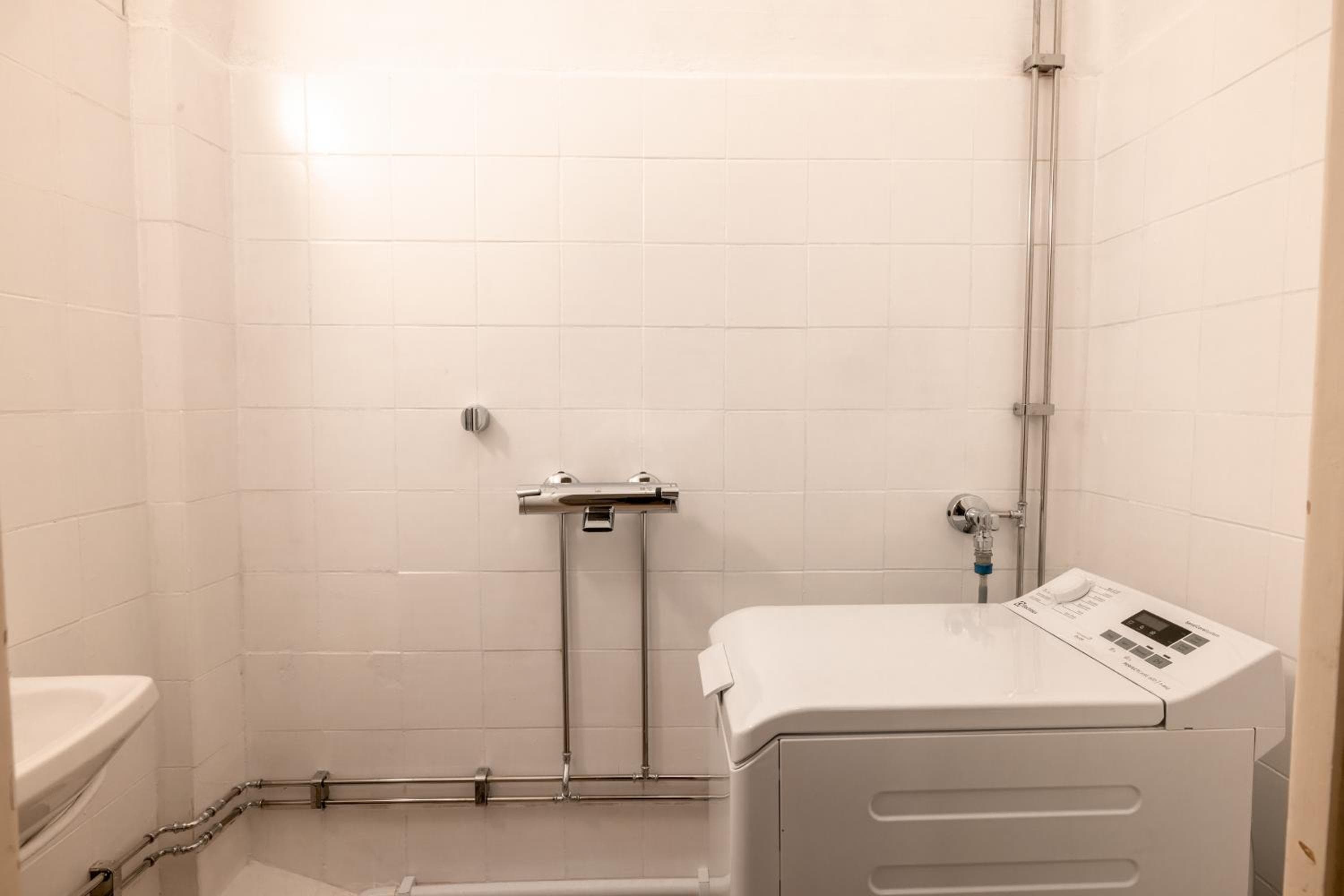 Photograph supplied for 2ndhomes Central & Cozy 1 BR Apartment in Kaisaniemi