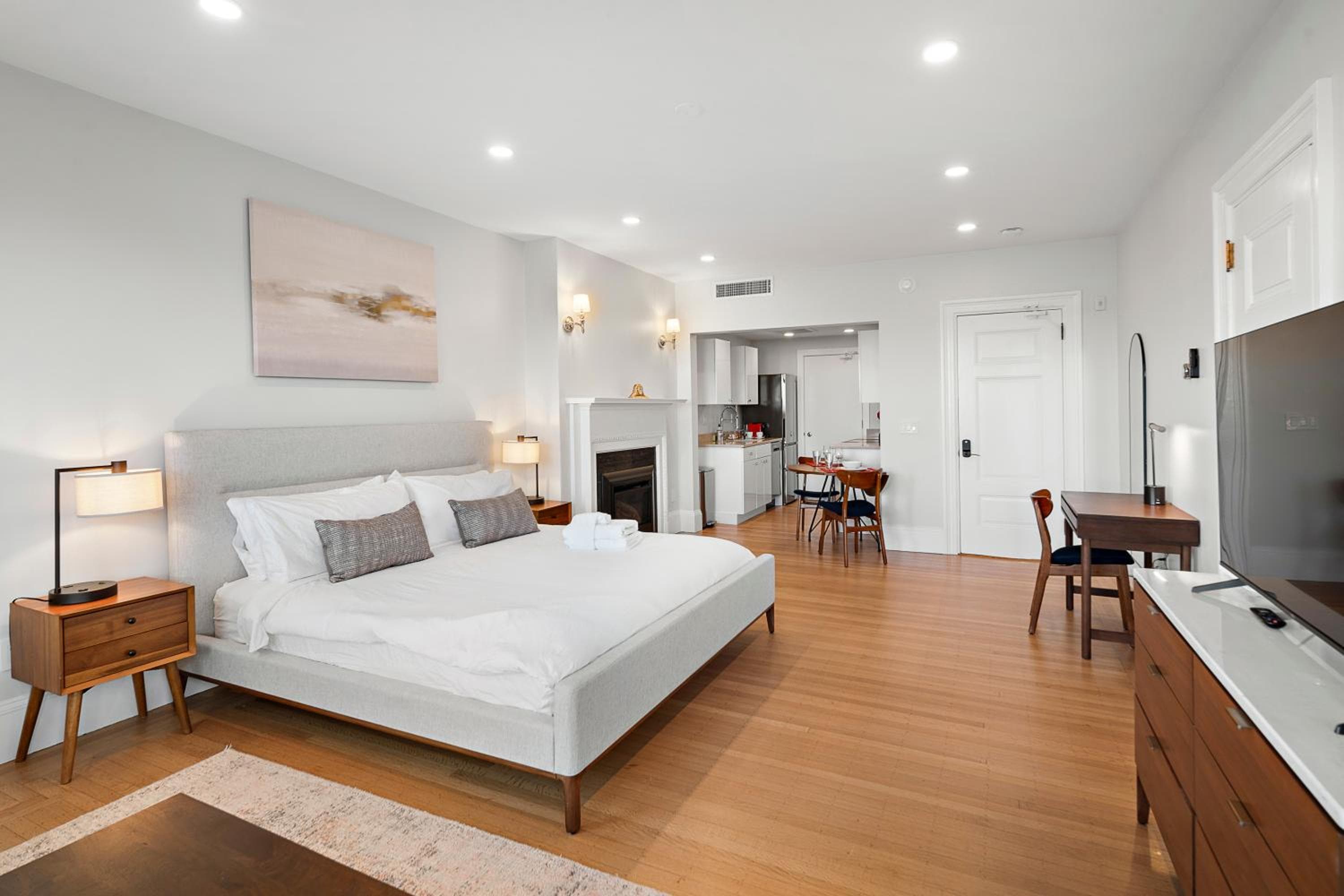 Photograph supplied for Charlesgate Suites