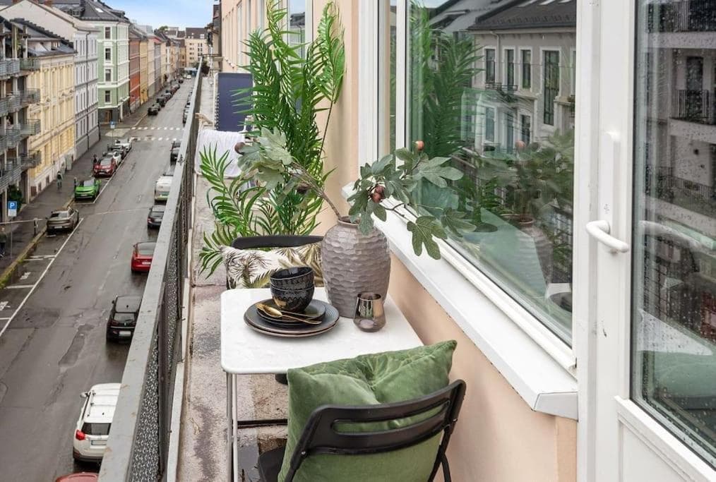 Photograph supplied for Spacious & cosy apartment - ideal location Majorstuen