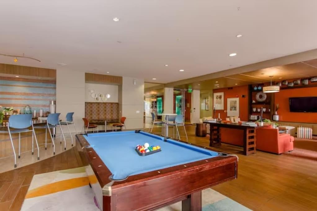 Photograph supplied for Chic 1Br Near NRG With Pool WiFi FreeParking