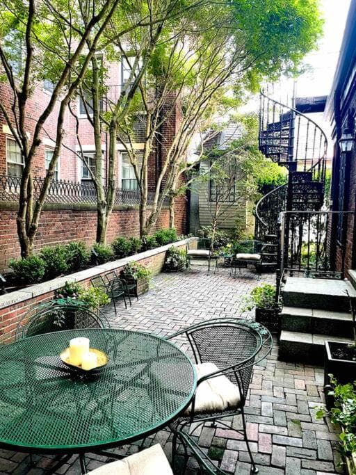 Photograph supplied for Beacon Hill: The Aldrich House