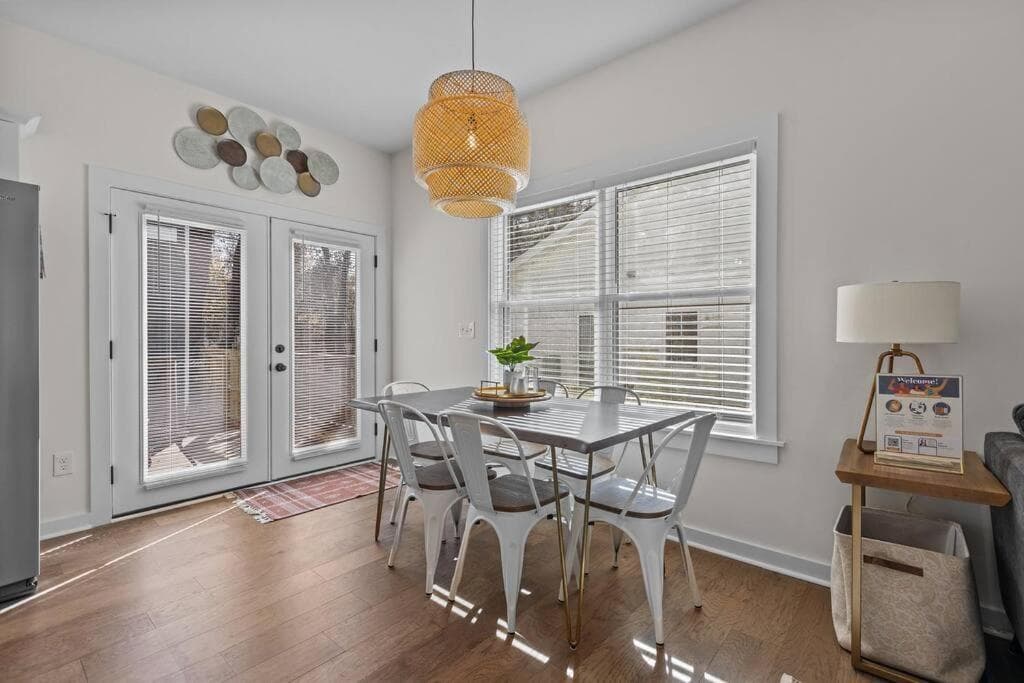 Photograph supplied for Contemporary Home, Close to Downtown and NCCU