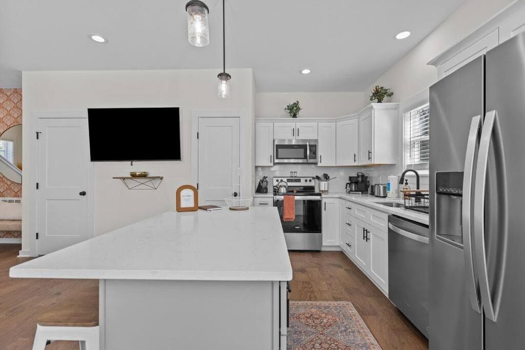 Photograph supplied for Contemporary Home, Close to Downtown and NCCU