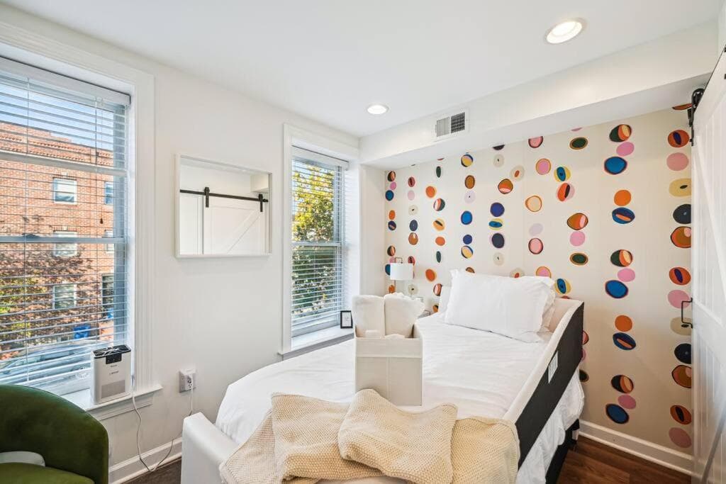 Photograph supplied for Federal Hill Luxury + City Charm