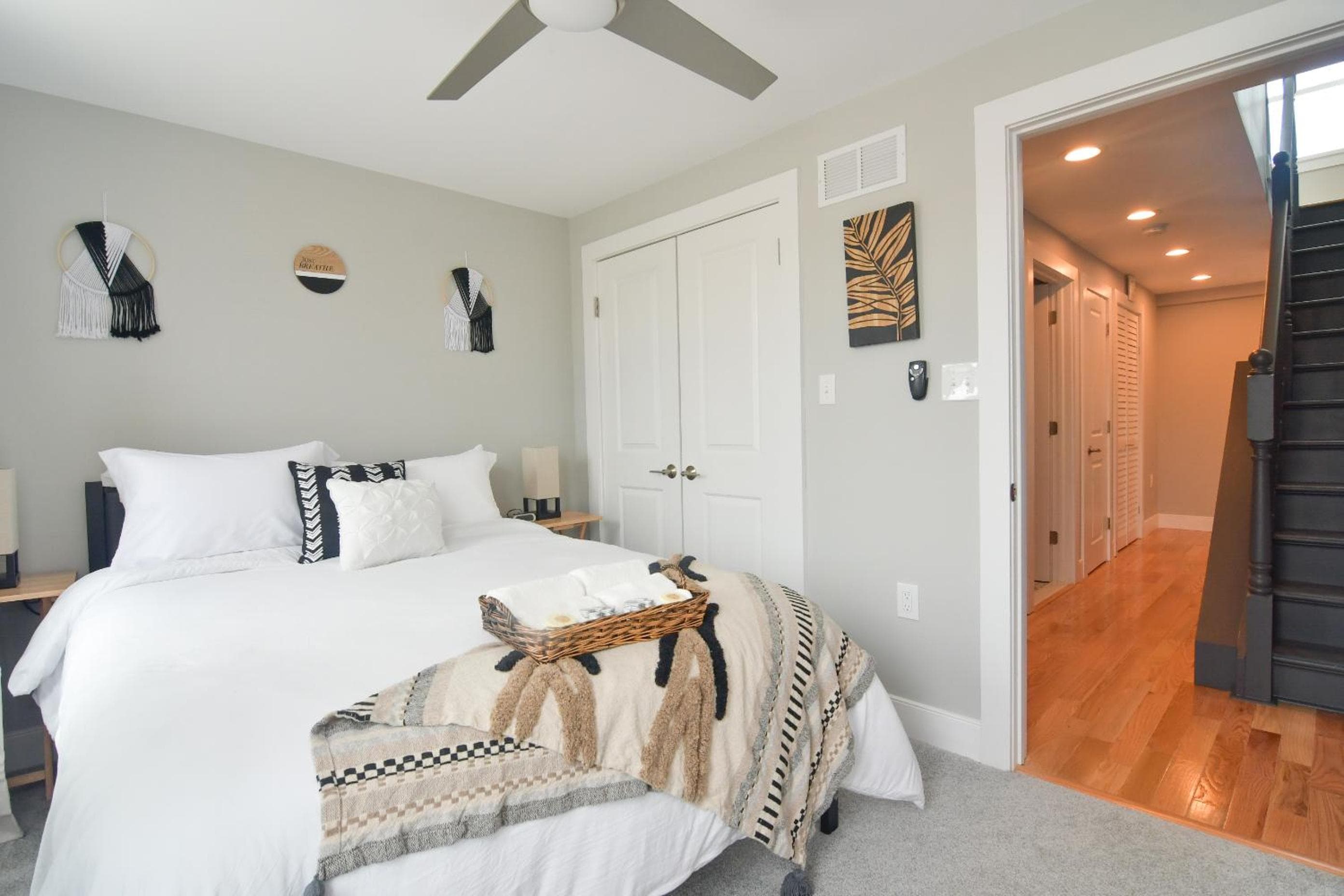 Photograph supplied for Beautiful Home w/ Rooftop Deck Within A 5 Mintue Walk To Johns Hopkins Hospital