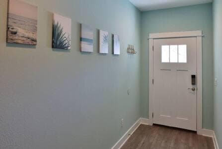 Photograph supplied for Spacious 4 BR Beach Retreat - Blocks From Beach