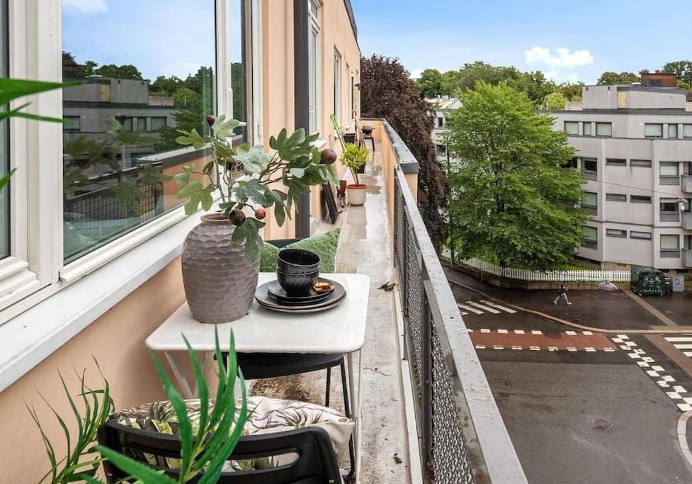 Photograph supplied for Spacious & cosy apartment - ideal location Majorstuen