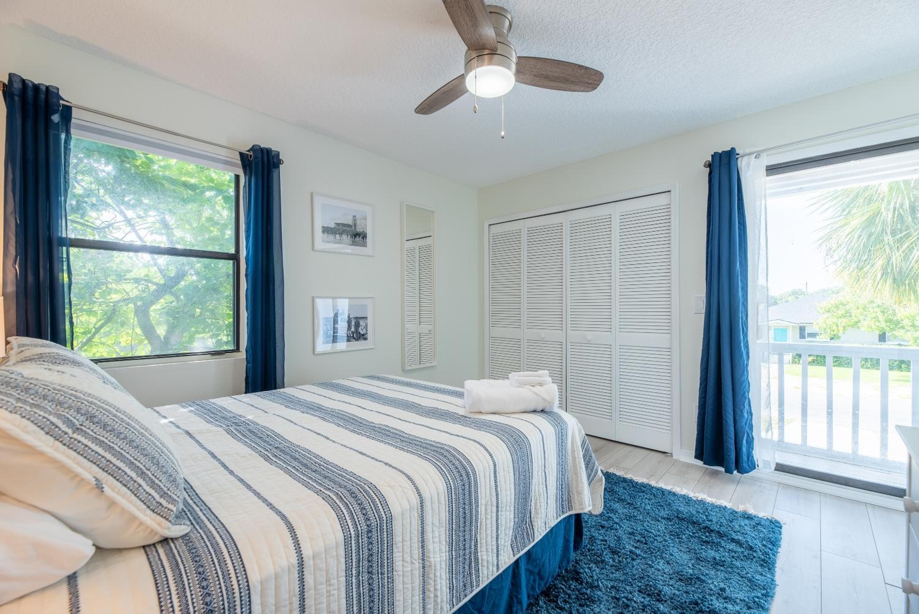 Photograph supplied for Jax Vacations Half Mile to Beach, 2 bedroom townhome Mayo Clinic close