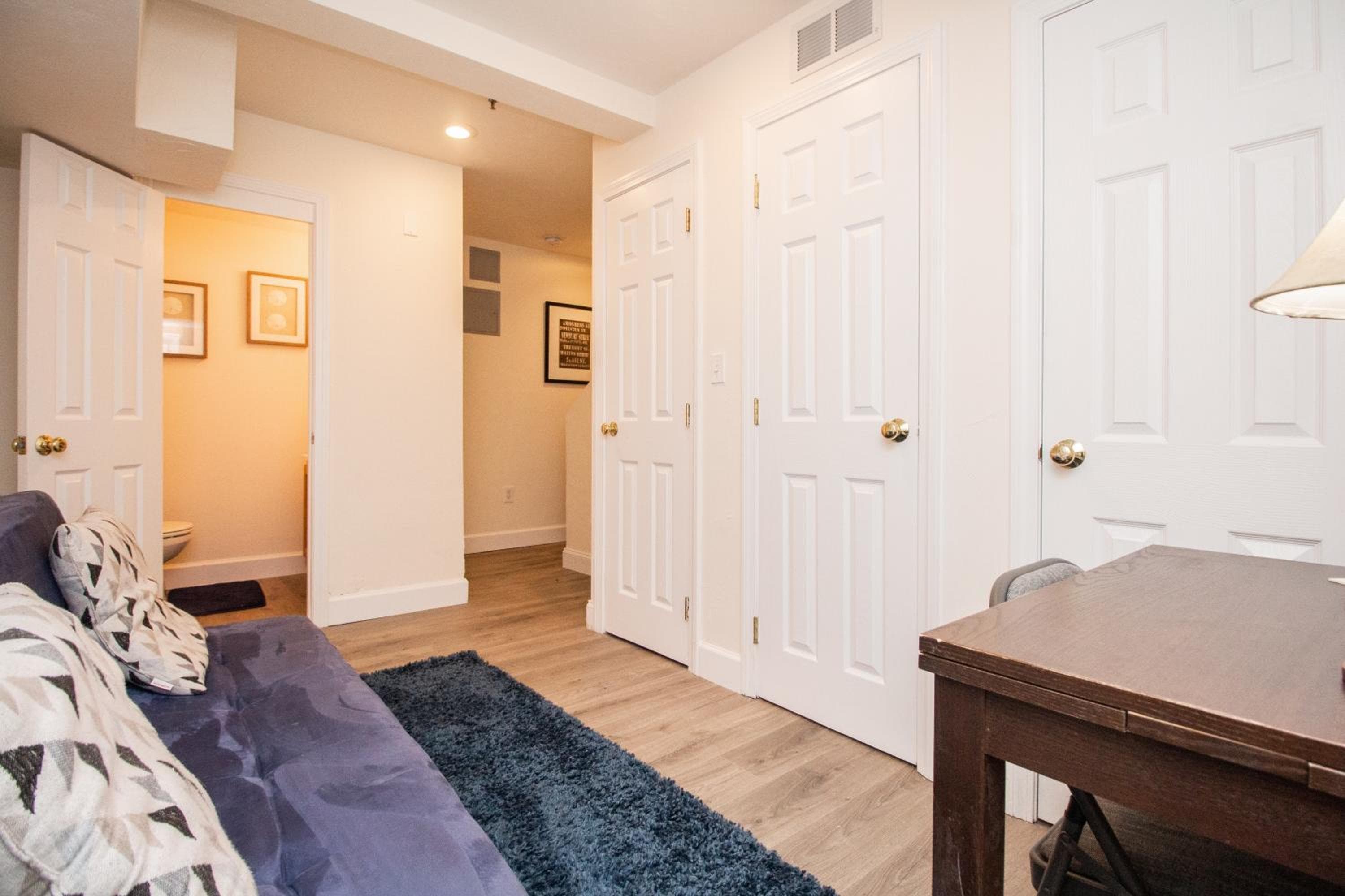 Photograph supplied for Multi-Level Townhouse, Harvard, MIT, Red line