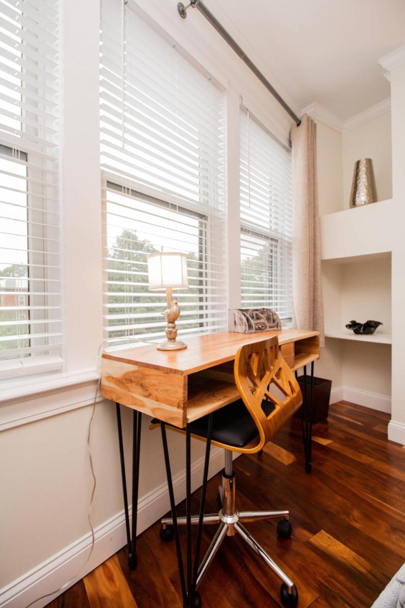 Photograph supplied for 2 Bedroom Unit w Elevator & In-Unit Laundry