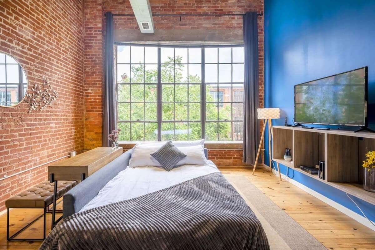 Photograph supplied for 100 Year Old Historic Brick 2BR Loft High Ceiling3