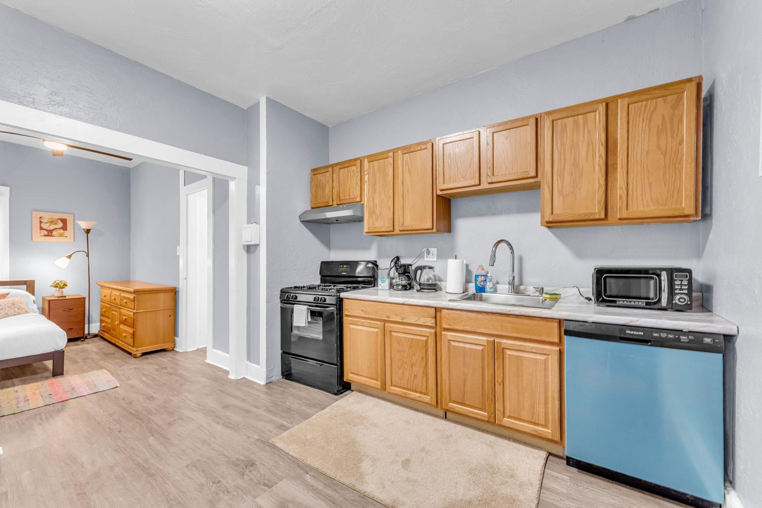Photograph supplied for Historic Cozy Haven in Little Italy