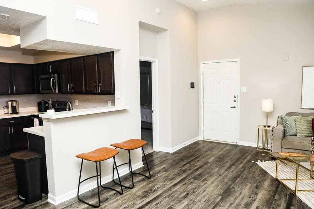 Photograph supplied for Apartment in Houston Med Center