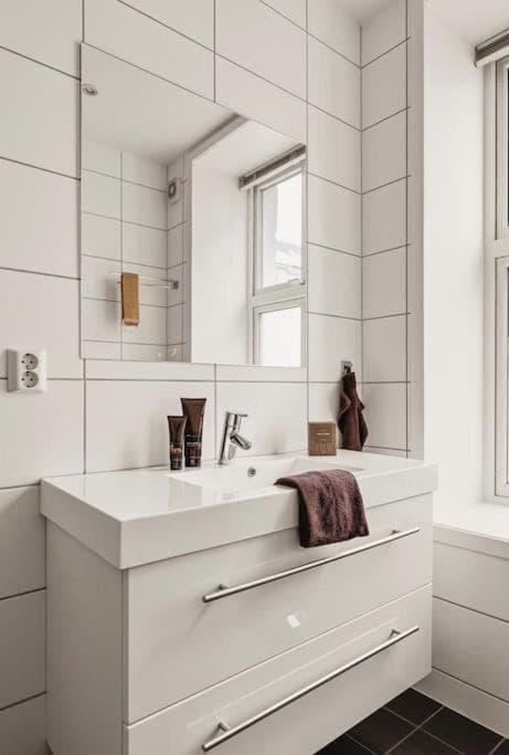 Photograph supplied for Centrally located - Beautiful & bright apartment