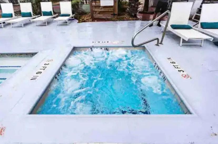 Photograph supplied for Perfectly Located Stay at Med-Center Pool & Gym
