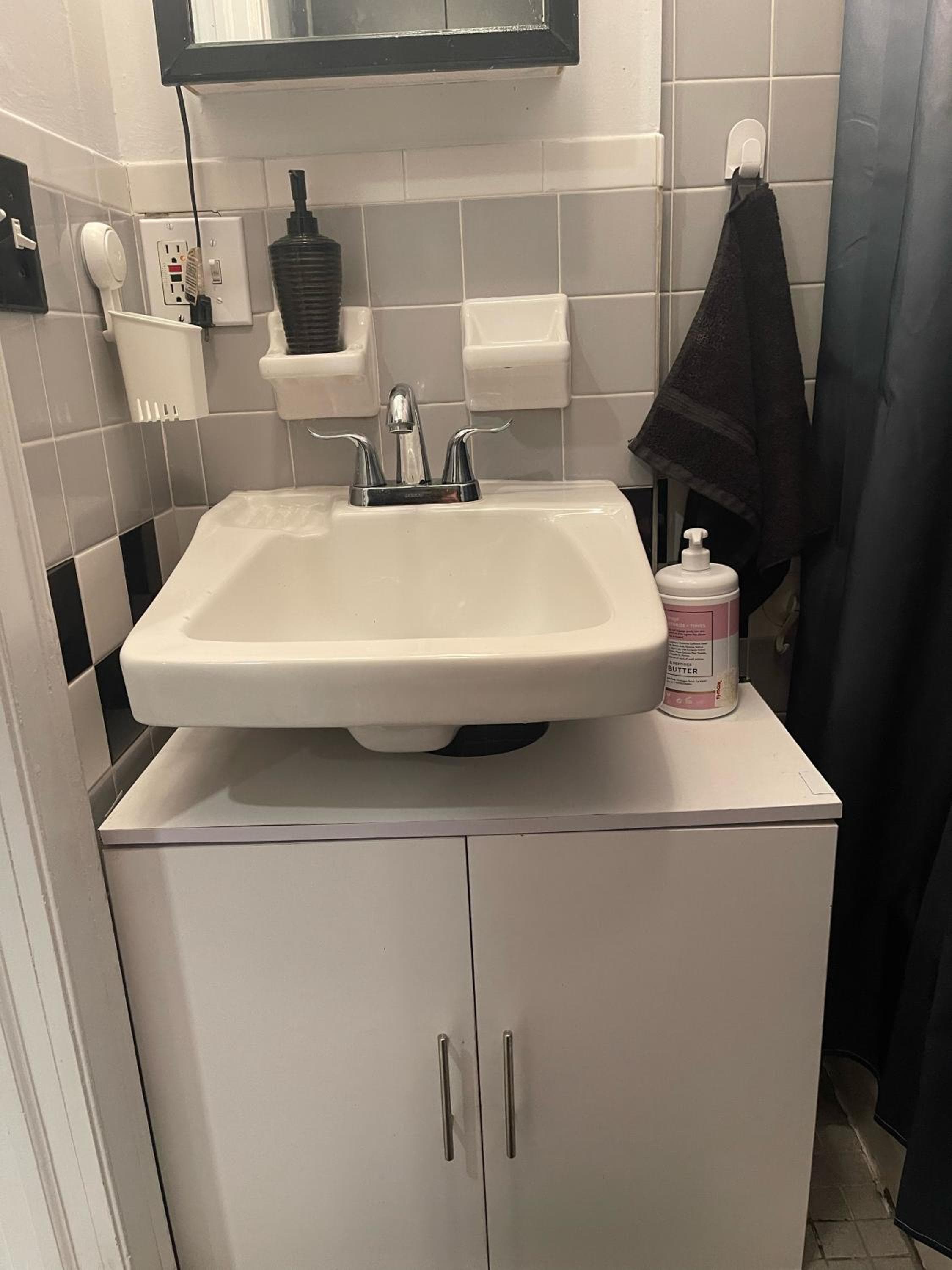 Photograph supplied for Upper East Side 1 bedroom