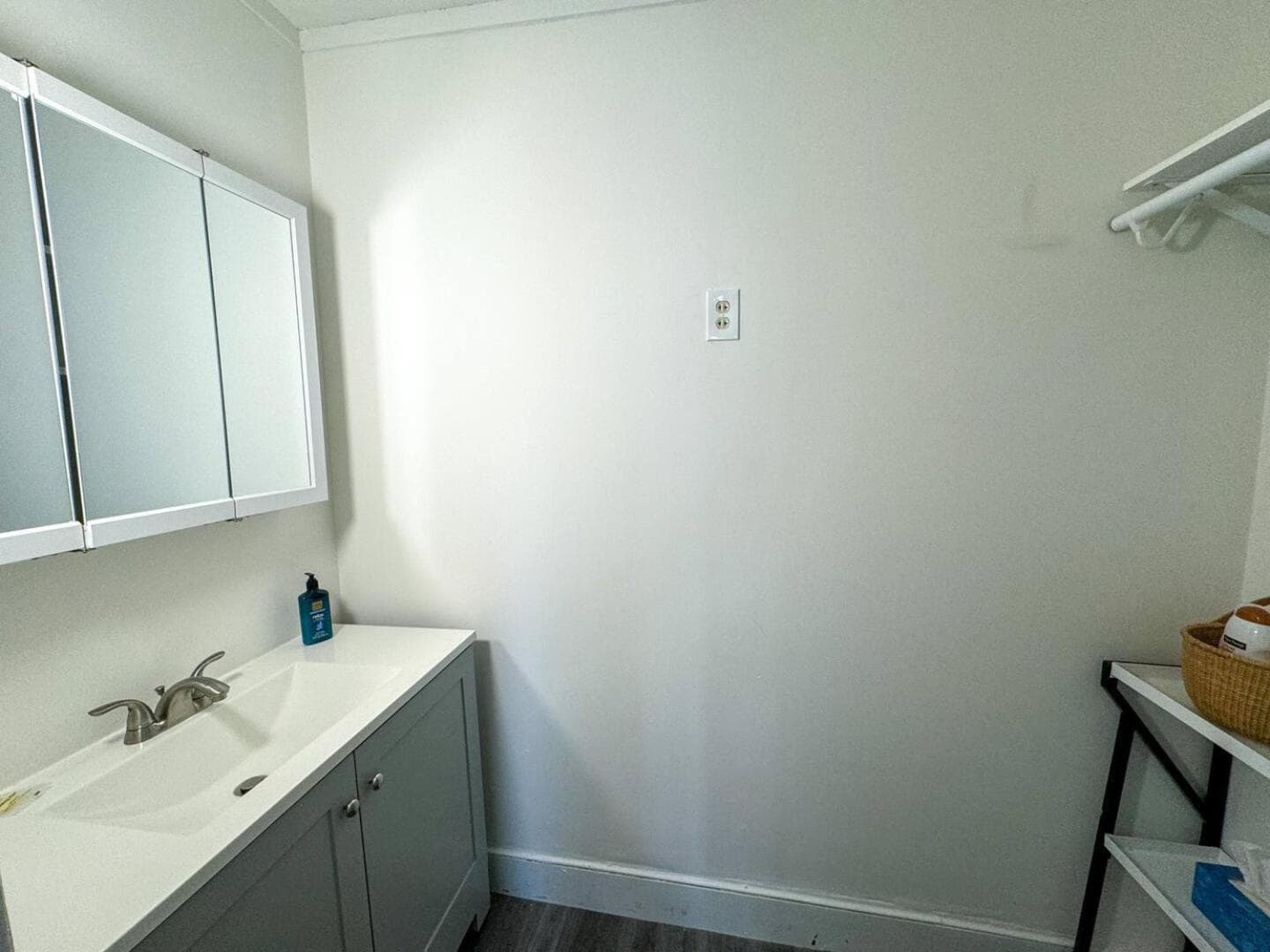 Photograph supplied for Pvt Room,Shared Bath, St Marys, Fenway, Longwood