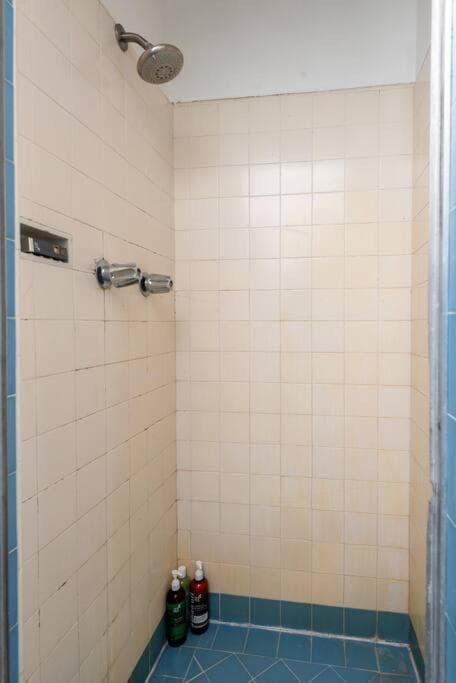 Photograph supplied for Comfy 1 bedroom Apartment w/ Hot Tub - Sleeps 4