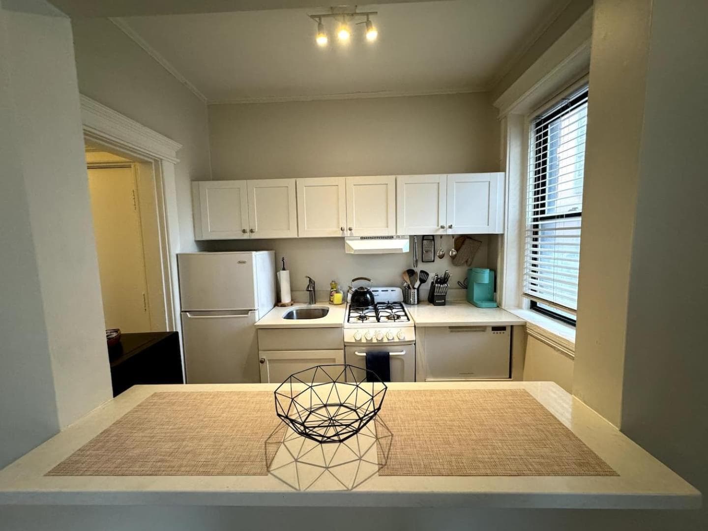 Photograph supplied for Cozy 1 Bed Near Boston Medical
