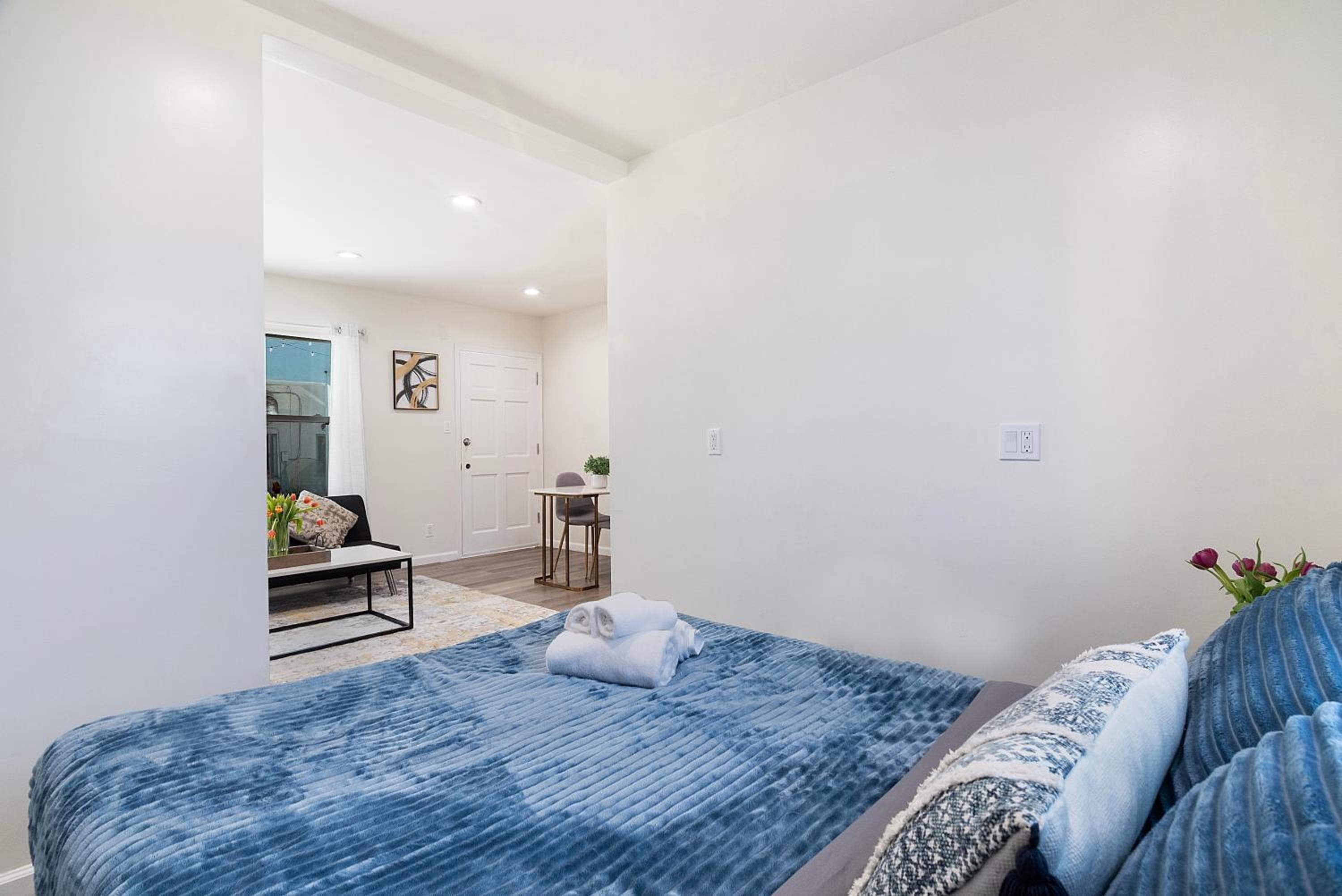 Photograph supplied for Chic Studio Sleeps 4 Beverly Hills Adj