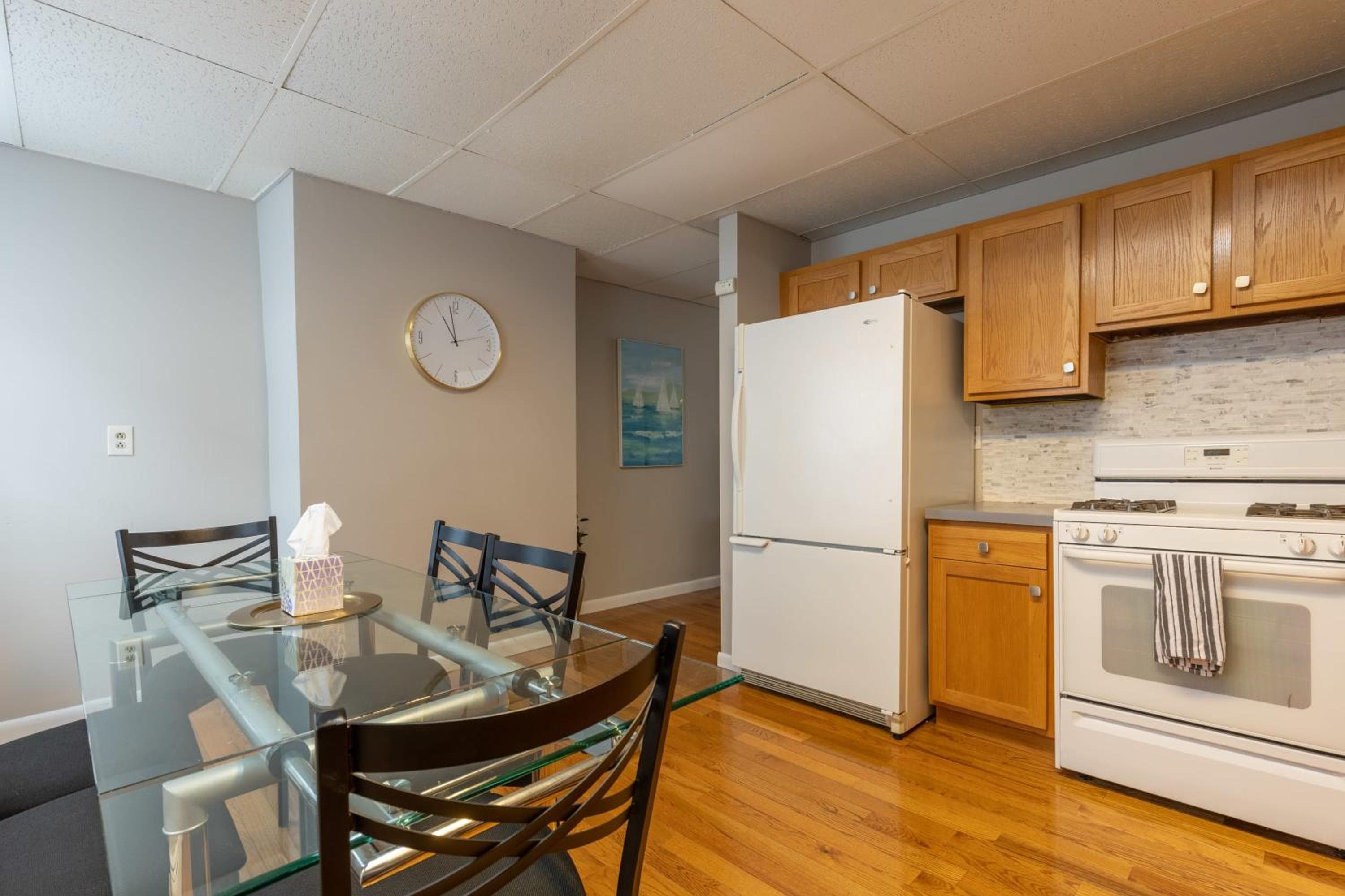 Photograph supplied for Central 3 Bed 1 Bath in Historic Building