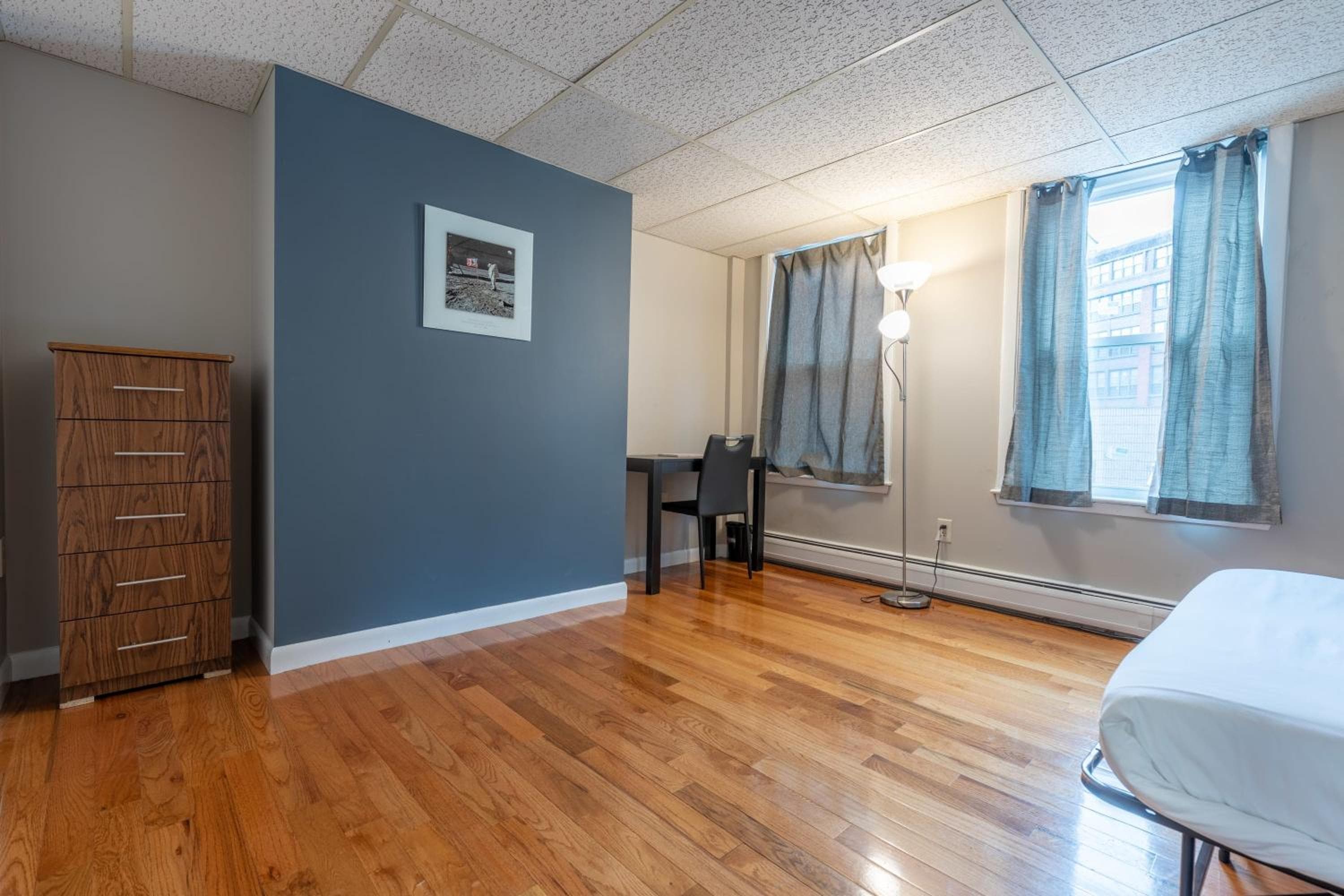 Photograph supplied for Central 3 Bed 1 Bath in Historic Building