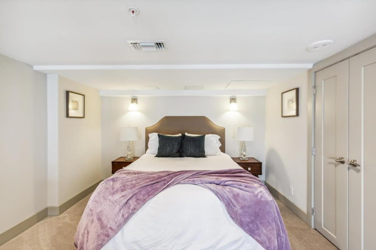 Photograph supplied for 2BR Luxury Apartment in Downtown Baltimore