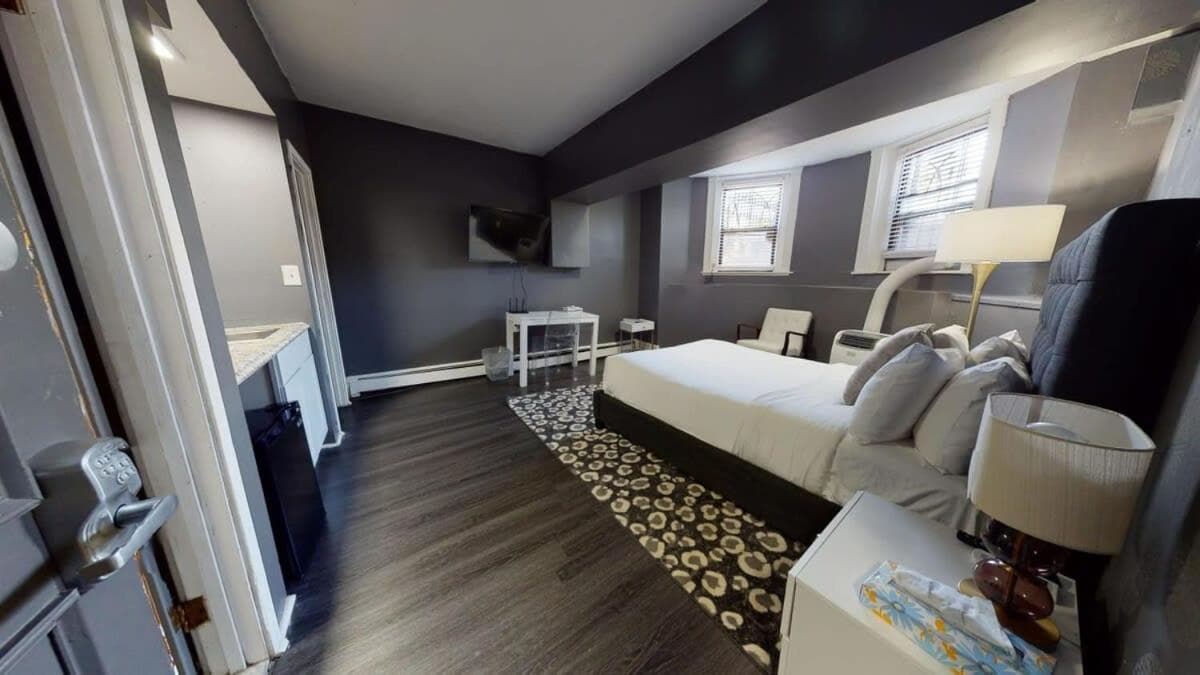 Photograph supplied for Lower Level Studios In Hip Bay Village