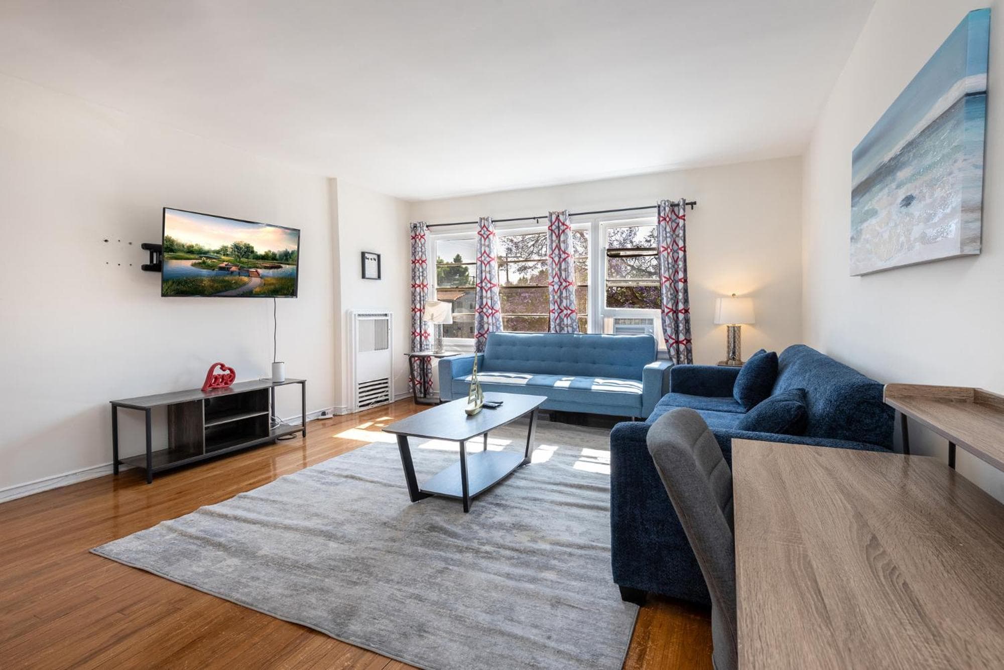 Photograph supplied for Modern Charming 1BR-Apartment with Hot Tub
