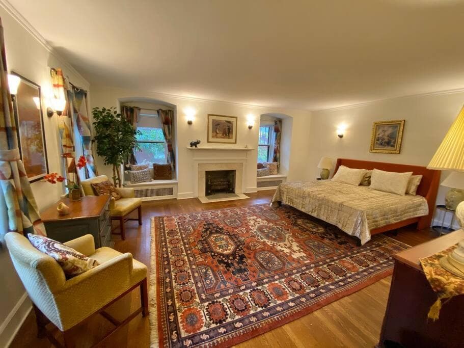 Photograph supplied for Luxurious Mansion for Large Groups