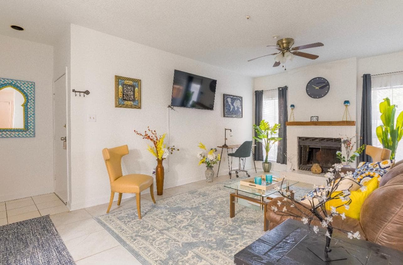 Photograph supplied for 1 Bedroom apt,Medical Center, ALL BILLS INCLUDED