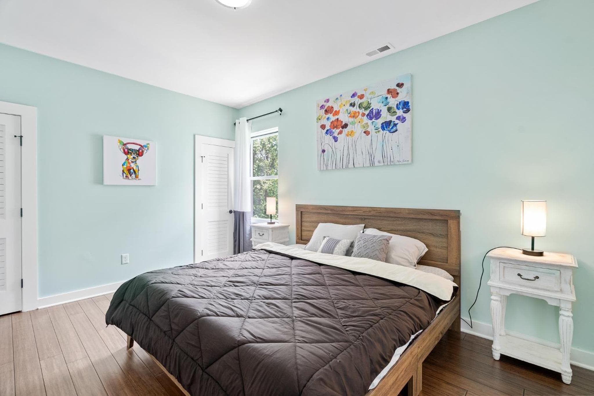 Photograph supplied for Cozy Escape in Downtown
