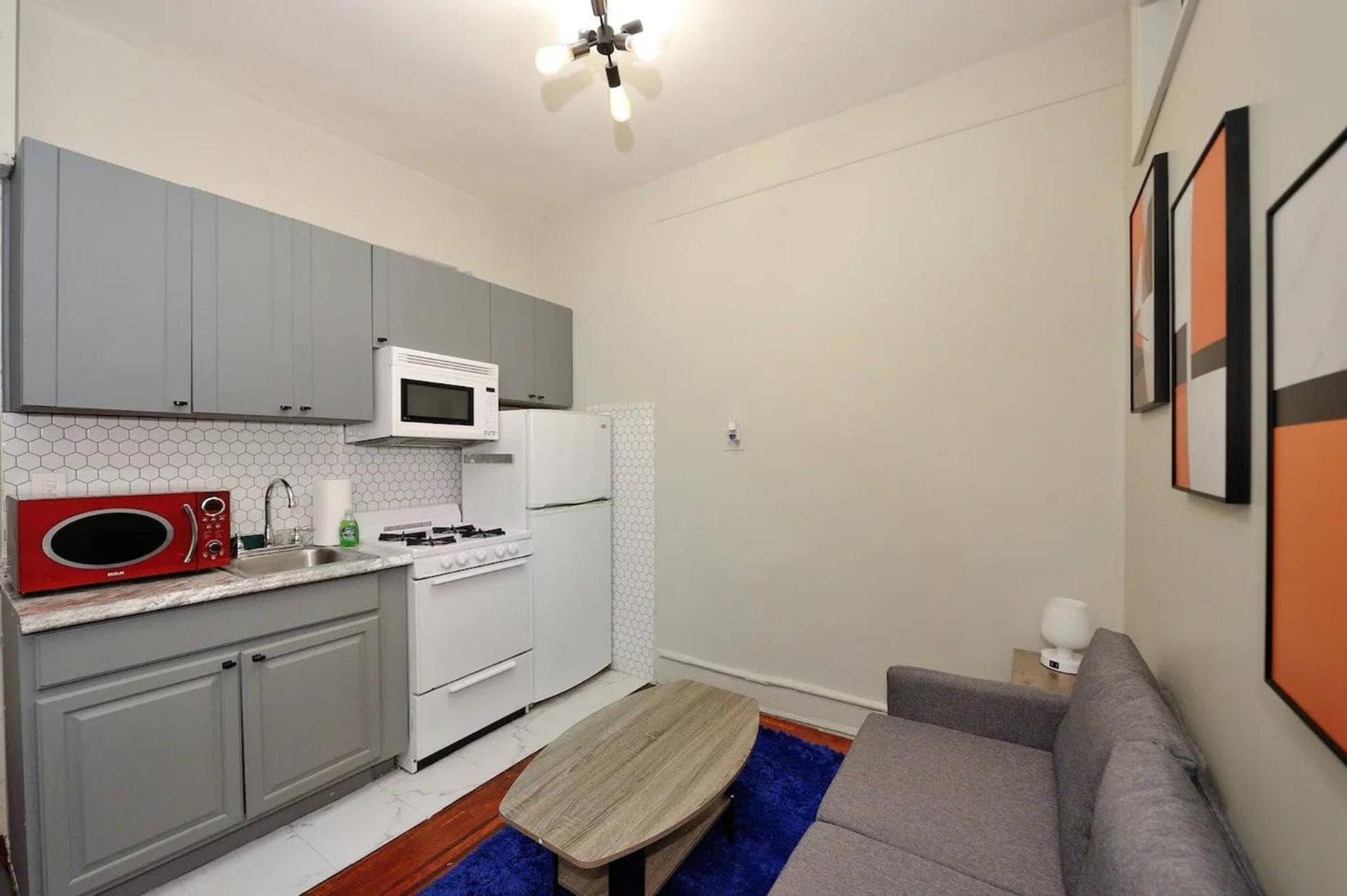 Photograph supplied for Delightful 1br Apt In Ues A Location