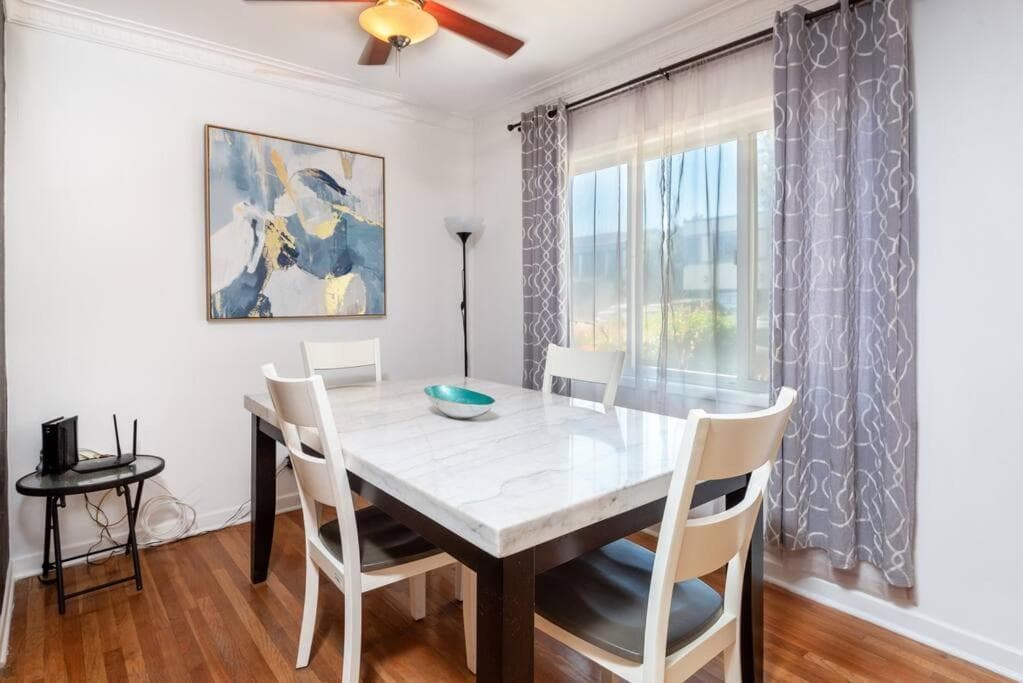Photograph supplied for Modern 1BR Gem near Rodeo Drive Lavish Stay for Two!