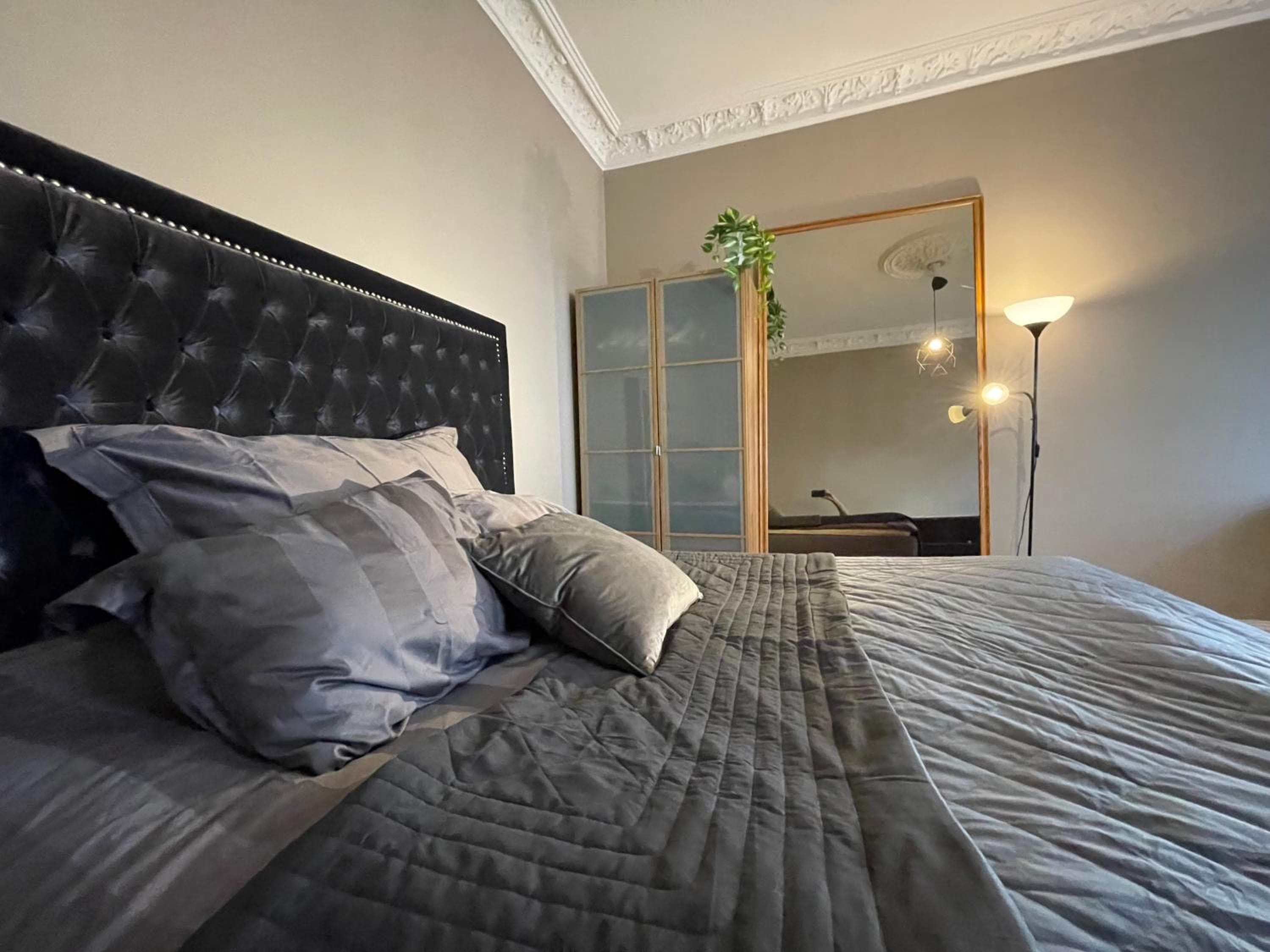 Photograph supplied for Happy Days Private room in the heart of Bislett