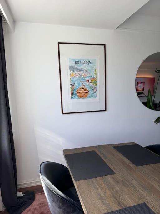 Photograph supplied for Modern flat overlooking Oslo