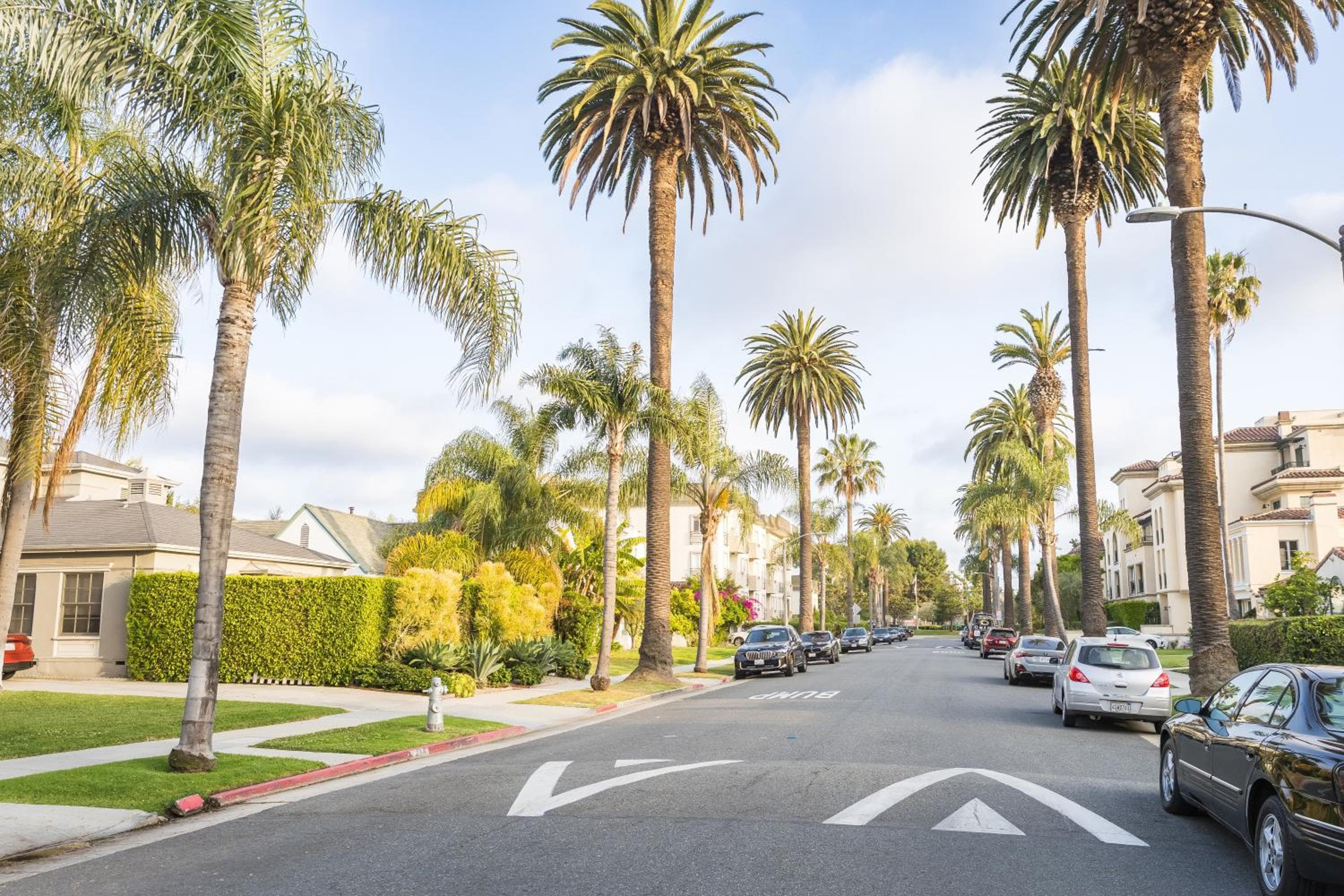 Photograph supplied for Luxury 2br 2ba Beverly Hills Near Cedars Sinai