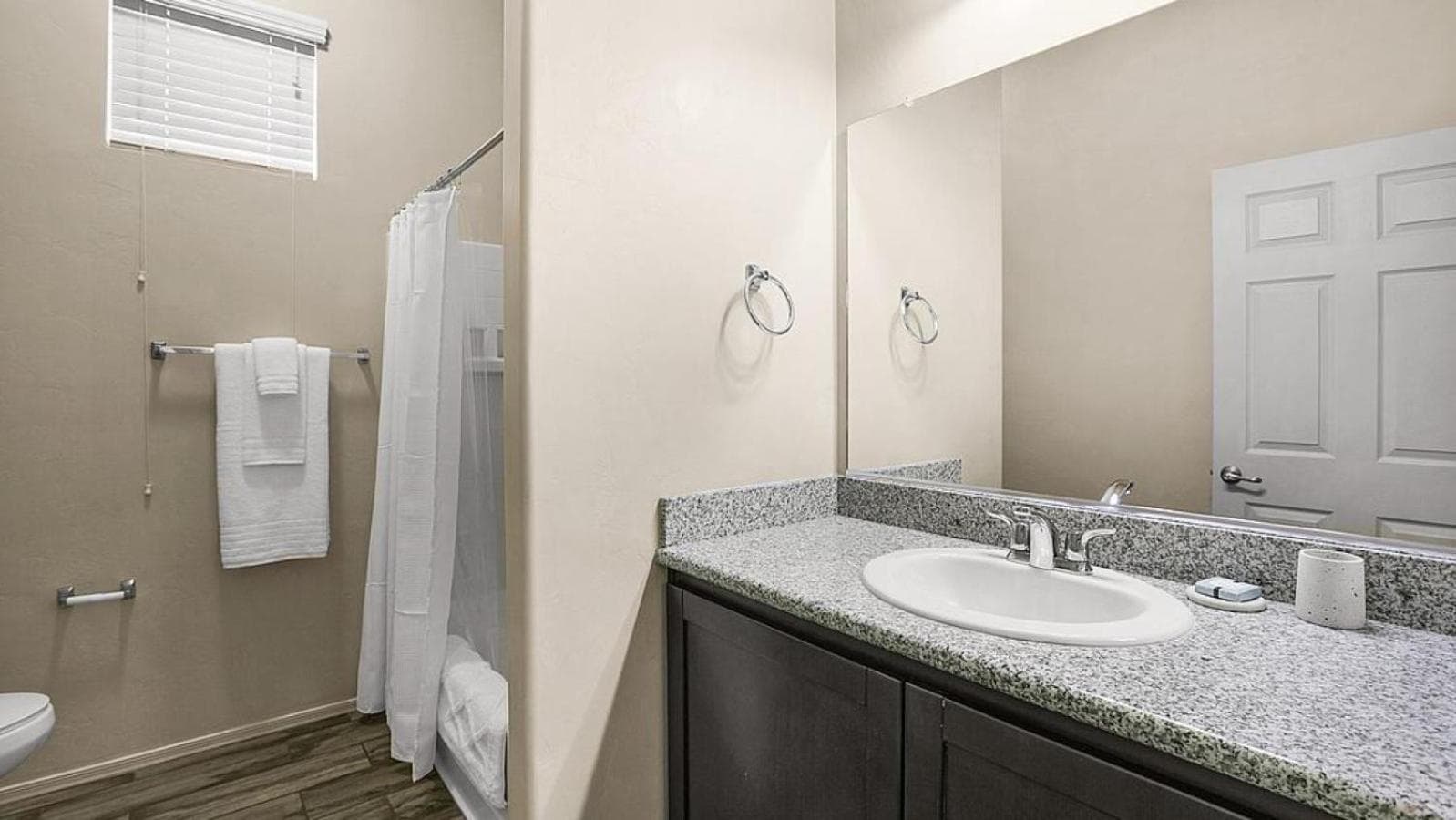 Photograph supplied for Landing at La Collina - 1 Bedroom in University Circle