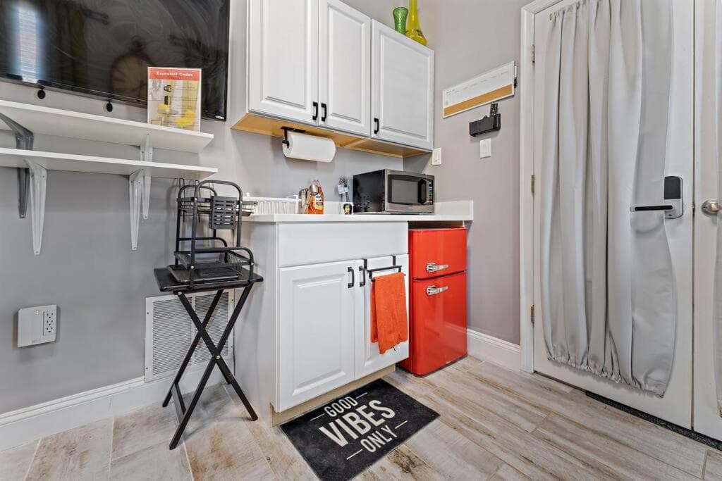 Photograph supplied for Cozy Caribbean Studio, Mins to Harbor