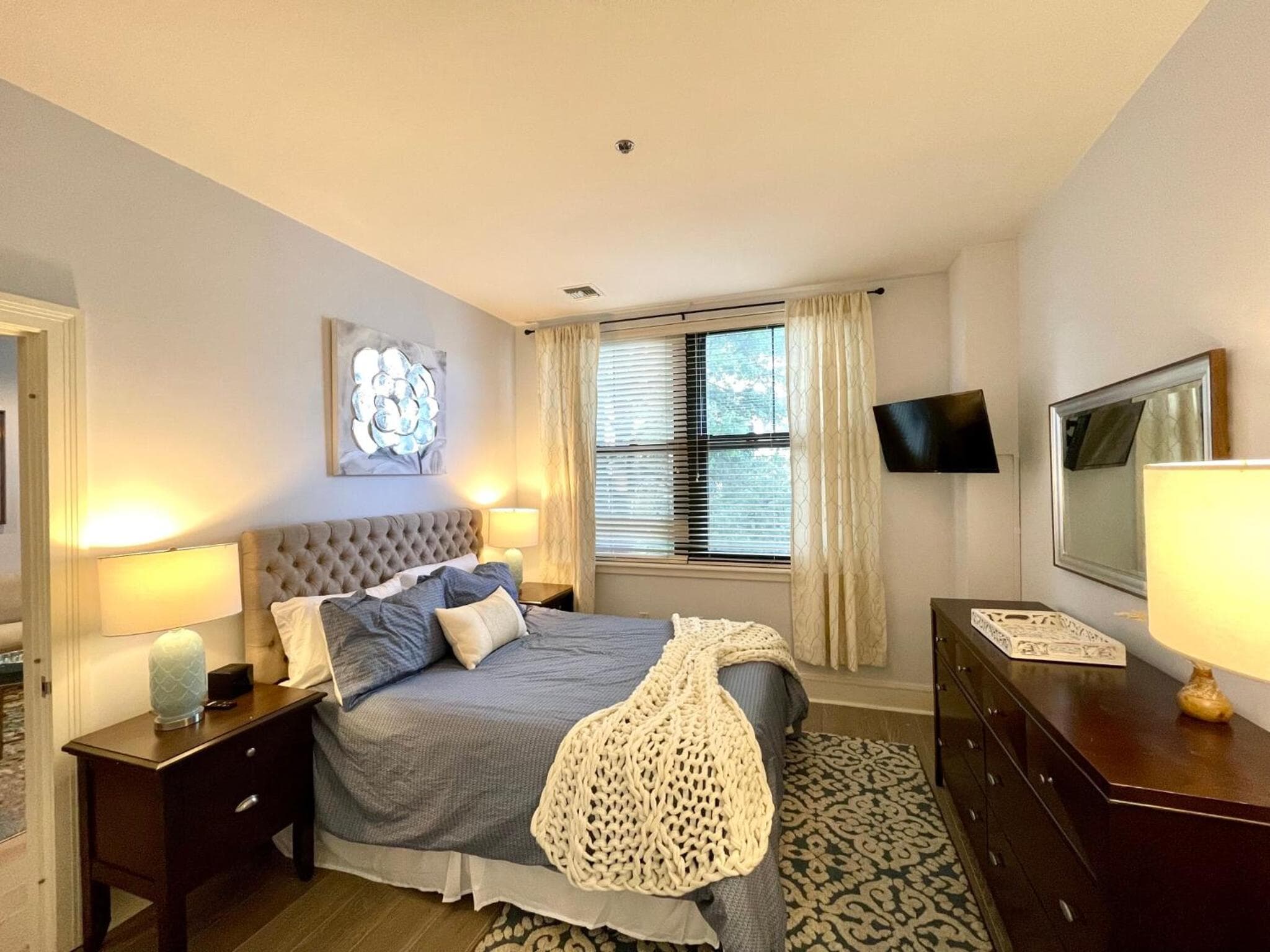 Photograph supplied for Luxury 1Bed Loft, 2 Baths, Central Air, South End