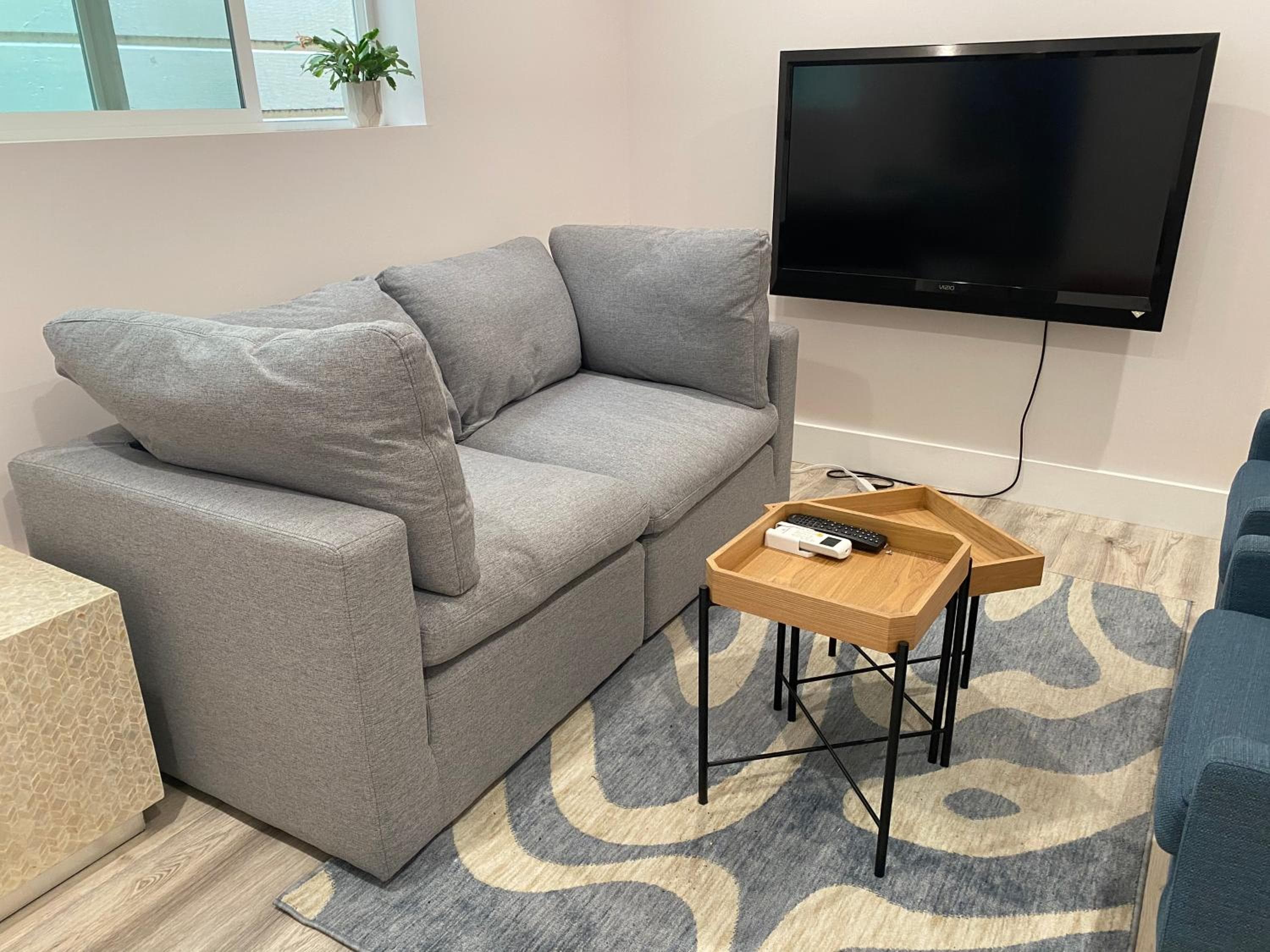 Photograph supplied for Charming 3BR 1BA Apt in Mission