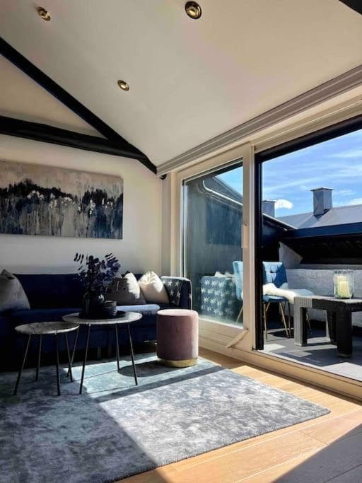 Photograph supplied for Beautiful city centre apartment with balcony