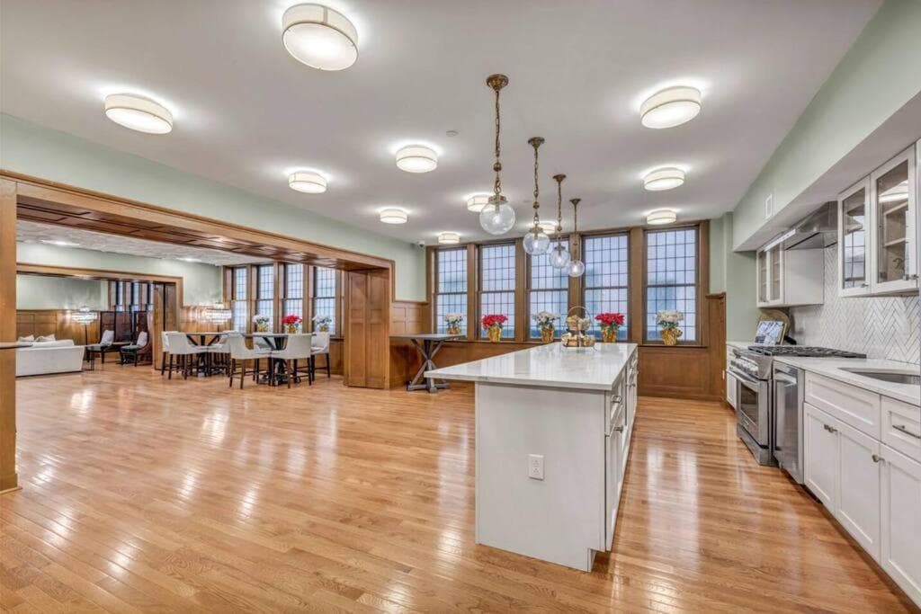 Photograph supplied for 2BR unit in the Heart of DT with view of Playhouse Square, Pool & Gym Access- 305