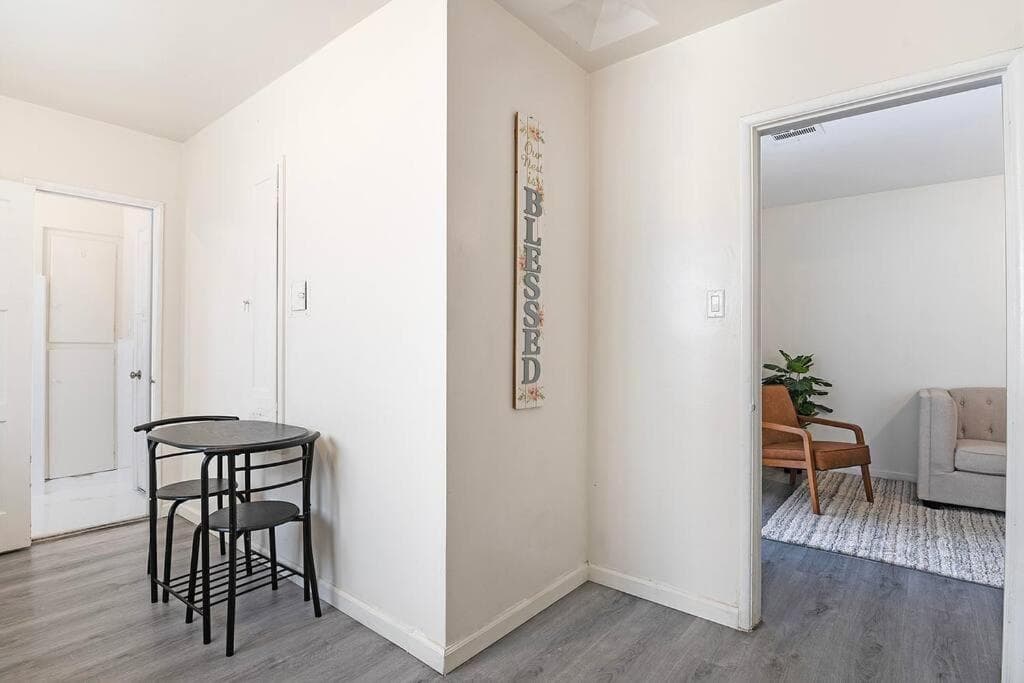 Photograph supplied for Spacious 2BR in Central Location