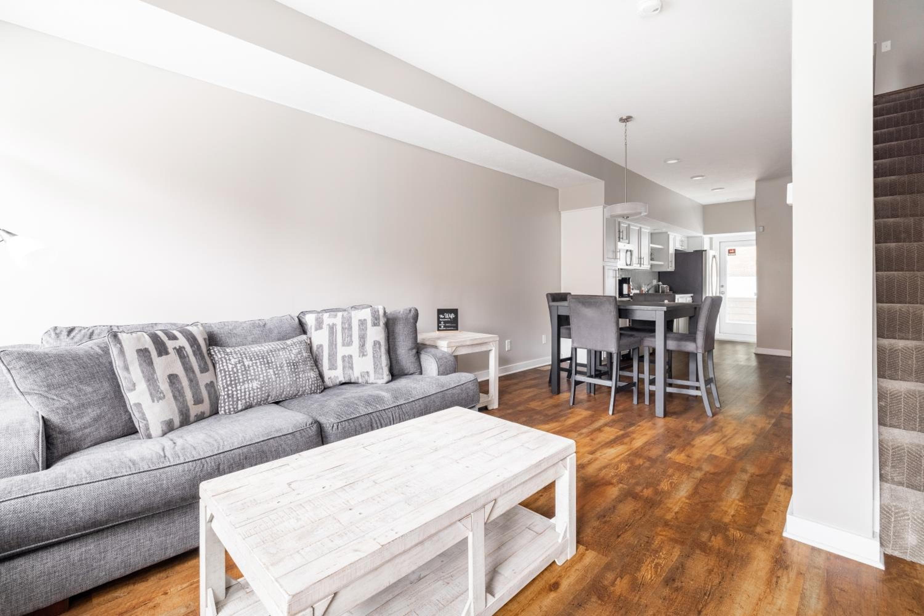 Photograph supplied for Luxury Downtown Townhome Unit 5