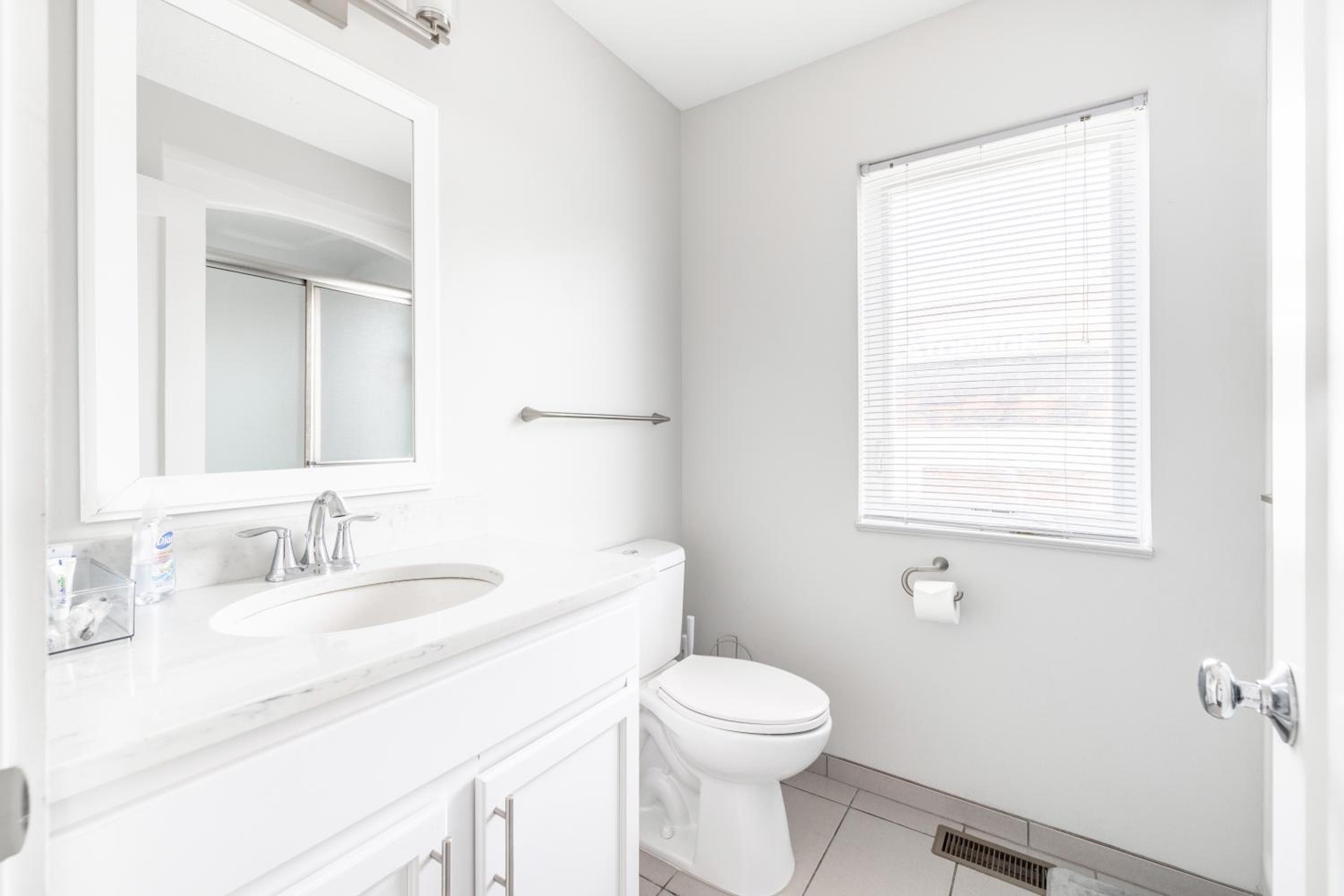 Photograph supplied for Luxury Downtown Townhome Unit 14