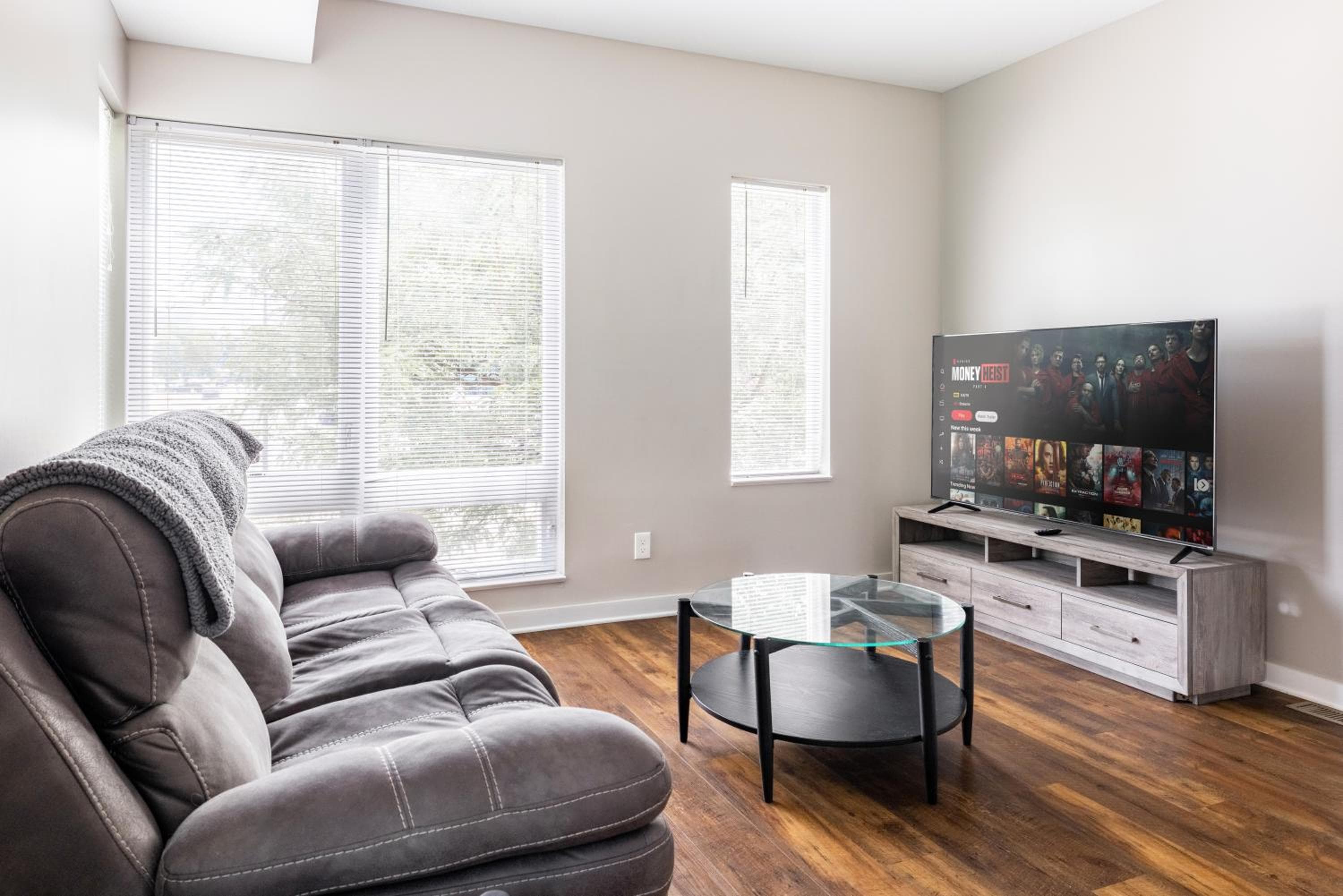 Photograph supplied for Luxury Downtown Townhome Unit 14