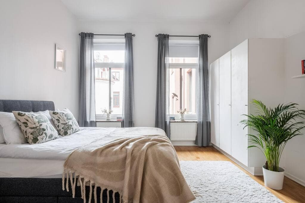 Photograph supplied for Large Central Gothenburg 2bd Apt